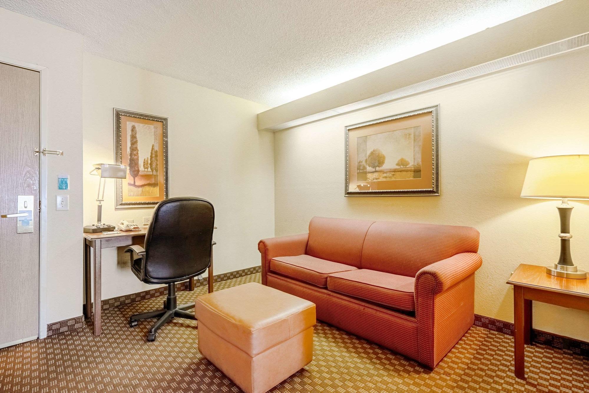 Quality Suites San Antonio Northeast Exterior foto